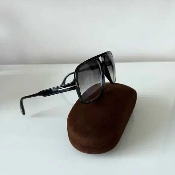Tom Ford Falconer-02 TF884 01B Sunglasses Authentic